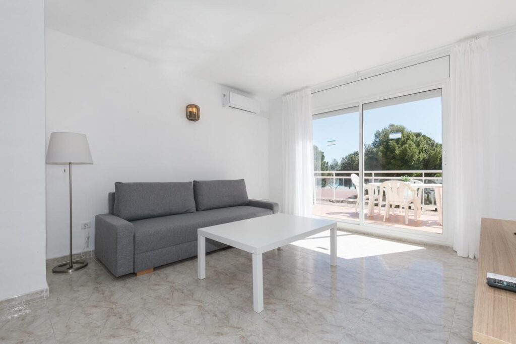 Interior del apartamento de dos habitaciones